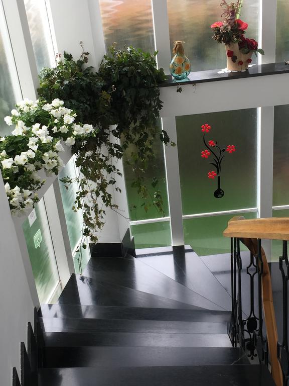 Il Giardino Di Flora Con Piscina Hotel Lecce Ngoại thất bức ảnh